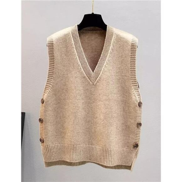 Women's Sweater Vest Sleeveless V Neck Trendy Side Button Down Knit Vest - Picture 3 of 3